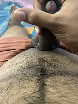 sixinchespaka online show from February 5, 2025, 1:00 pm