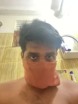 sixinchespaka online show from March 3, 2025, 1:53 pm