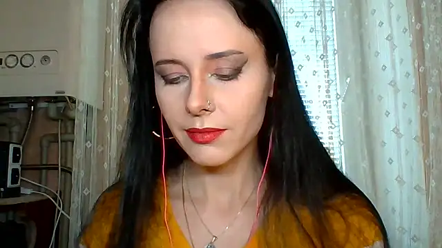 LuminousLady online show from September 27, 2025, 1:05 pm