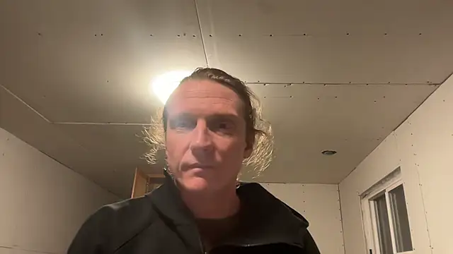 Snapshot of redone8in chatting on February 3, 2025, 4:04 am redone8in online show from February 3, 2025, 4:04 am