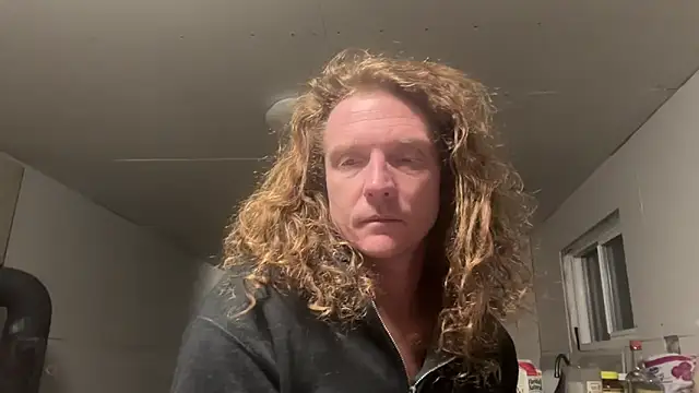 Snapshot of redone8in chatting on February 7, 2025, 3:30 pm redone8in online show from February 7, 2025, 3:30 pm