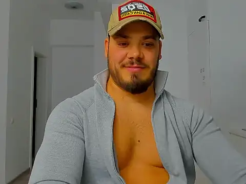 Snapshot of ZackMasterss chatting on October 3, 2025, 9:56 pm ZackMasterss online show from October 3, 2025, 9:56 pm
