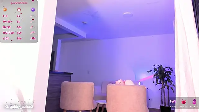 GABBY CULLEN online show from September 20, 2025, 11:17 pm