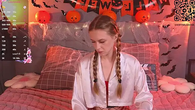 soft babe online show from November 2, 2025, 7:38 pm