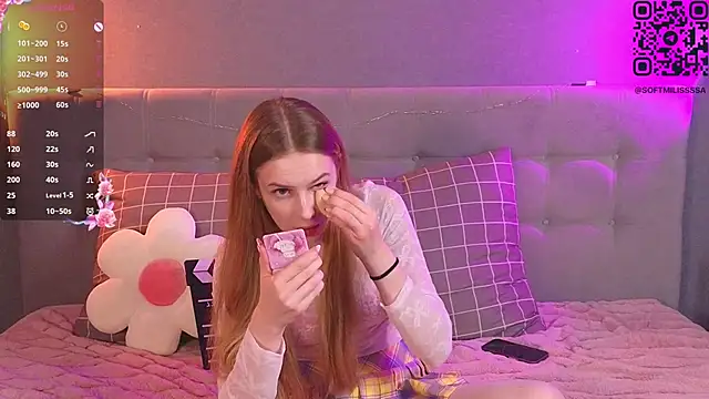 soft babe online show from November 7, 2025, 7:14 pm