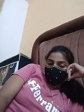 fuungirl38 online show from June 1, 2026, 8:32 pm