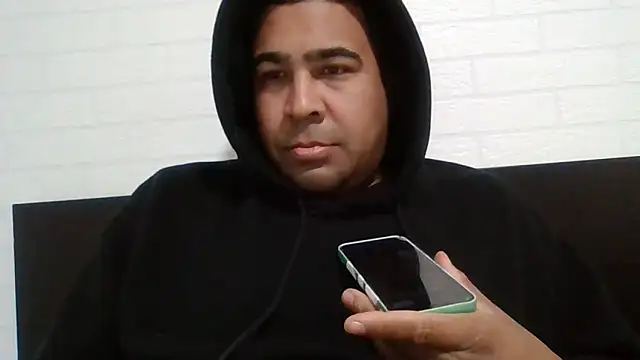 xhoco14 online show from February 7, 2025, 5:18 pm