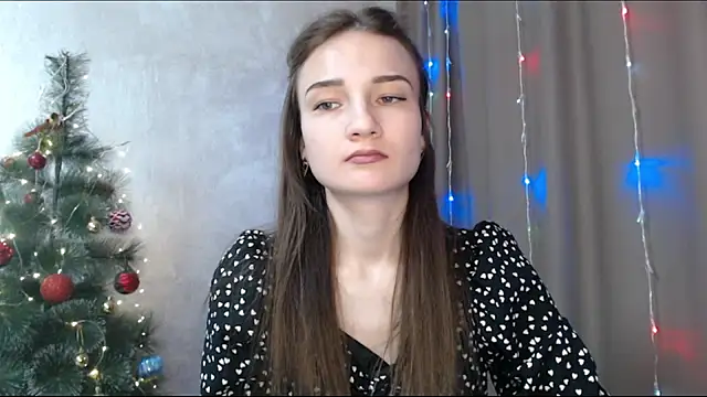 RoyalDessertt online show from December 23, 2025, 8:45 am