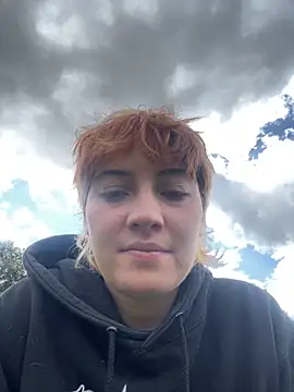 Maggie Geller online show from November 7, 2025, 7:14 pm