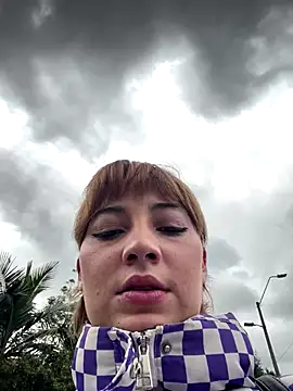 Maggie Geller online show from November 28, 2025, 5:37 pm