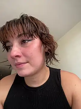 Maggie Geller online show from June 12, 2026, 7:13 pm