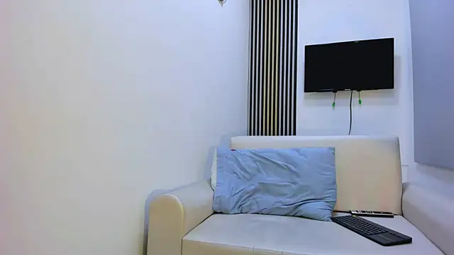 ANDRES STUD online show from February 18, 2026, 3:35 am