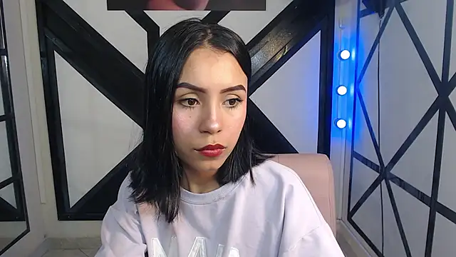 julieta fn online show from February 4, 2026, 2:45 pm