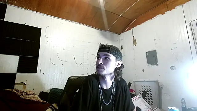 nuttyking2022 online show from October 27, 2025, 5:00 am