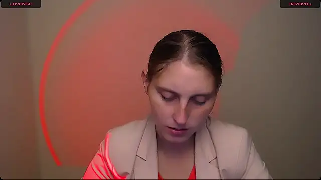 Snapshot of AdrianaRich_ chatting on September 23, 2025, 6:38 am AdrianaRich online show from September 23, 2025, 6:38 am