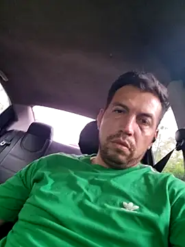 reyarturs13 online show from February 5, 2025, 9:29 pm