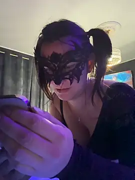 Loveblackzilla online show from October 4, 2025, 12:58 pm