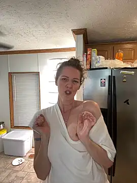 Snapshot of goddesspaigefox chatting on October 8, 2025, 4:43 am goddesspaigefox online show from October 8, 2025, 4:43 am