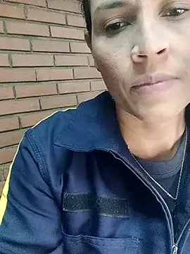 dulce 696 online show from October 14, 2025, 6:20 pm