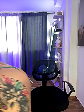 Madissonlove 1 online show from October 6, 2025, 12:35 pm