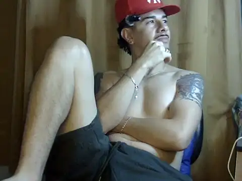 venusfranco 94 online show from December 14, 2025, 12:10 pm