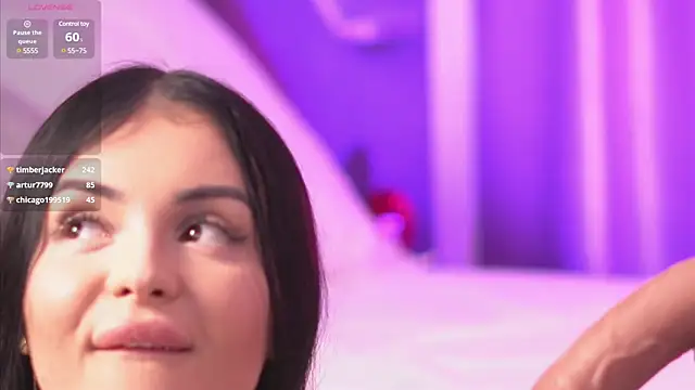 Snapshot of LilaRoses chatting on March 4, 2025, 7:51 am LilaRoses online show from March 4, 2025, 7:51 am