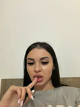 LilaRoses online show from May 21, 2026, 8:27 pm