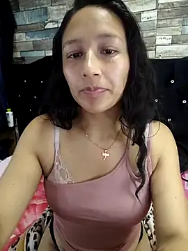 isabella beauty 01 online show from February 27, 2025, 4:10 pm