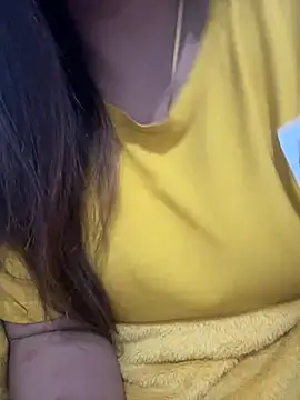 Deepcha1991 online show from February 17, 2025, 6:26 pm