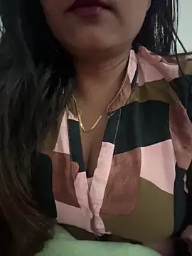 Deepcha1991 online show from April 16, 2026, 4:02 am