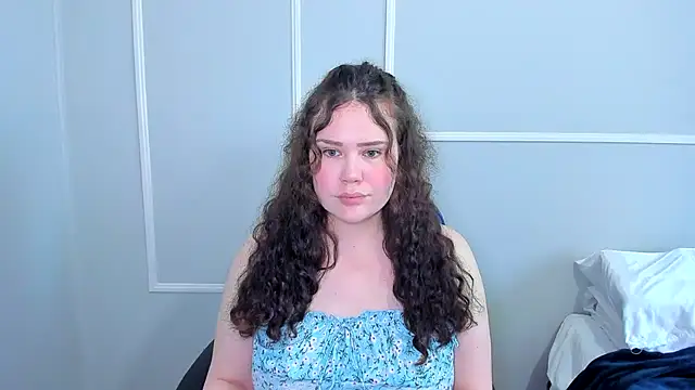  leana  online show from June 8, 2026, 5:02 pm