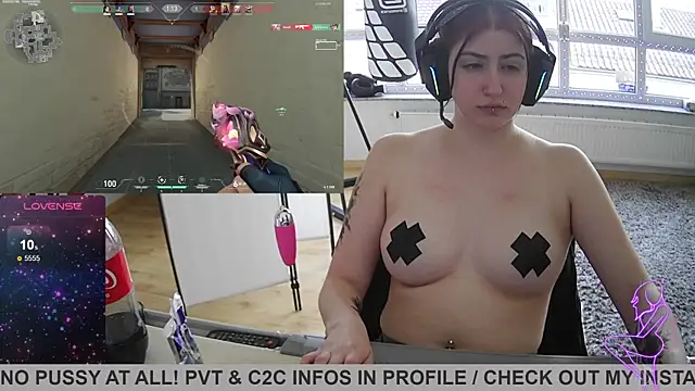 Snapshot of Gamergirl-Linela chatting on February 20, 2025, 3:19 pm Gamergirl-Linela online show from February 20, 2025, 3:19 pm
