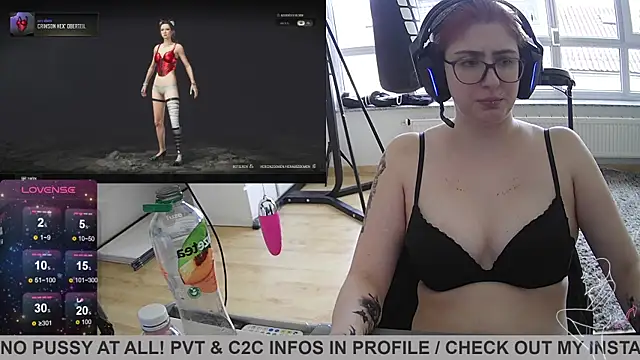 Snapshot of Gamergirl-Linela chatting on March 22, 2025, 2:14 pm Gamergirl-Linela online show from March 22, 2025, 2:14 pm