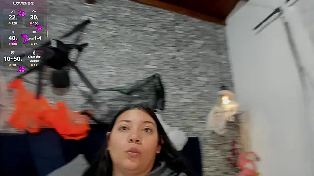 Sophia Brunett online show from October 23, 2025, 11:42 am