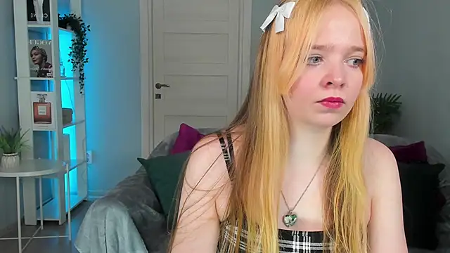 Bellla Murrr online show from February 9, 2025, 6:05 pm