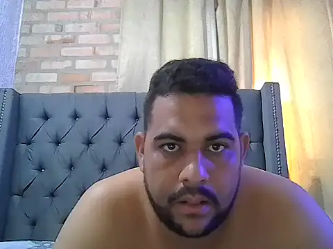 stiven9208 online show from June 24, 2026, 6:29 pm