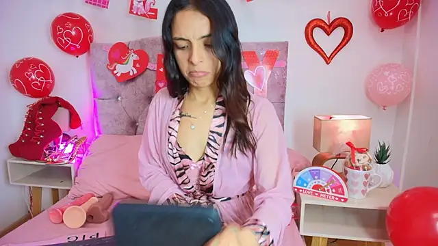 Skye Moore online show from February 14, 2026, 7:21 pm