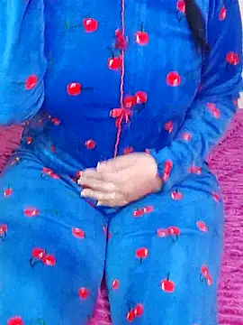 Malika-697 online show from November 26, 2025, 8:21 pm