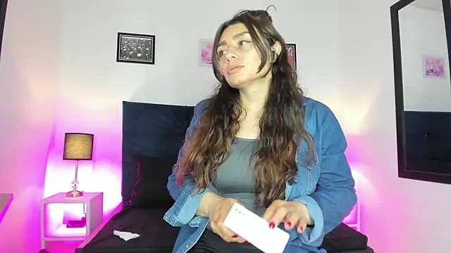  michonne  online show from February 10, 2025, 7:38 pm