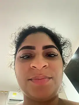 Snapshot of Tana_latin chatting on May 17, 2026, 4:21 am Tana latin online show from May 17, 2026, 4:21 am