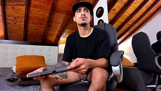 Sebastian Berne online show from February 11, 2025, 1:31 am