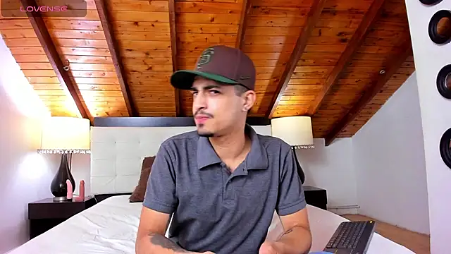 Sebastian Berne online show from February 15, 2025, 7:06 pm