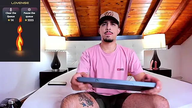 Sebastian Berne online show from September 26, 2025, 7:29 pm