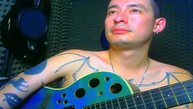 Snapshot of vampireathome chatting on March 16, 2025, 6:34 pm vampireathome online show from March 16, 2025, 6:34 pm