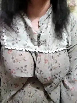 Snapshot of Your_cutiepie_ chatting on March 14, 2025, 2:08 pm Your cutiepie online show from March 14, 2025, 2:08 pm