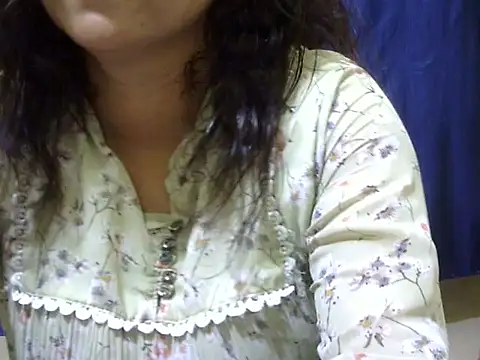 Snapshot of Your_cutiepie_ chatting on September 13, 2025, 5:13 pm Your cutiepie online show from September 13, 2025, 5:13 pm