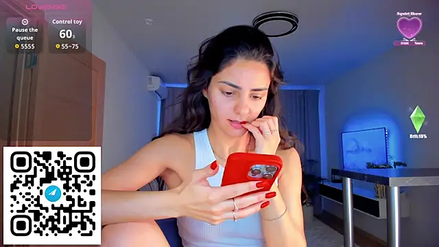 EmiliaZen online show from November 1, 2025, 12:07 pm