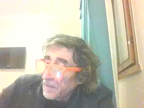 eccomi6996 online show from December 2, 2025, 8:26 pm