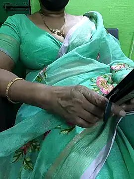 niiveditha online show from October 9, 2025, 2:48 pm