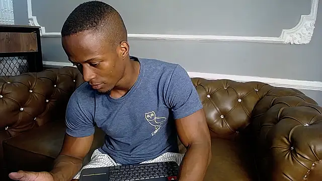 LiamRivers  online show from February 18, 2026, 4:58 pm